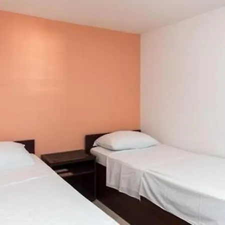 Kono - Two Bedroom Appartement